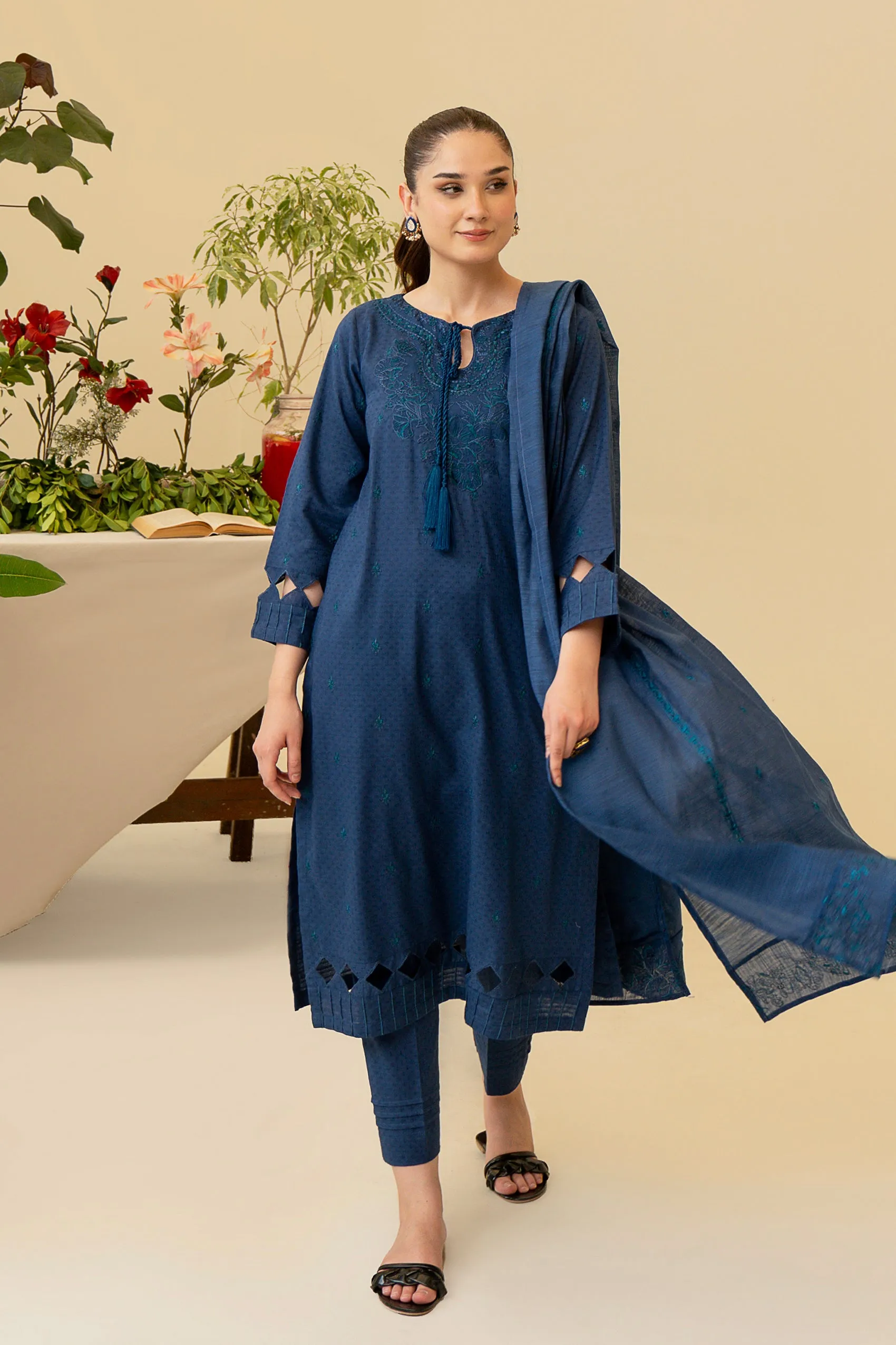 Adora KE-00847 (3PC)