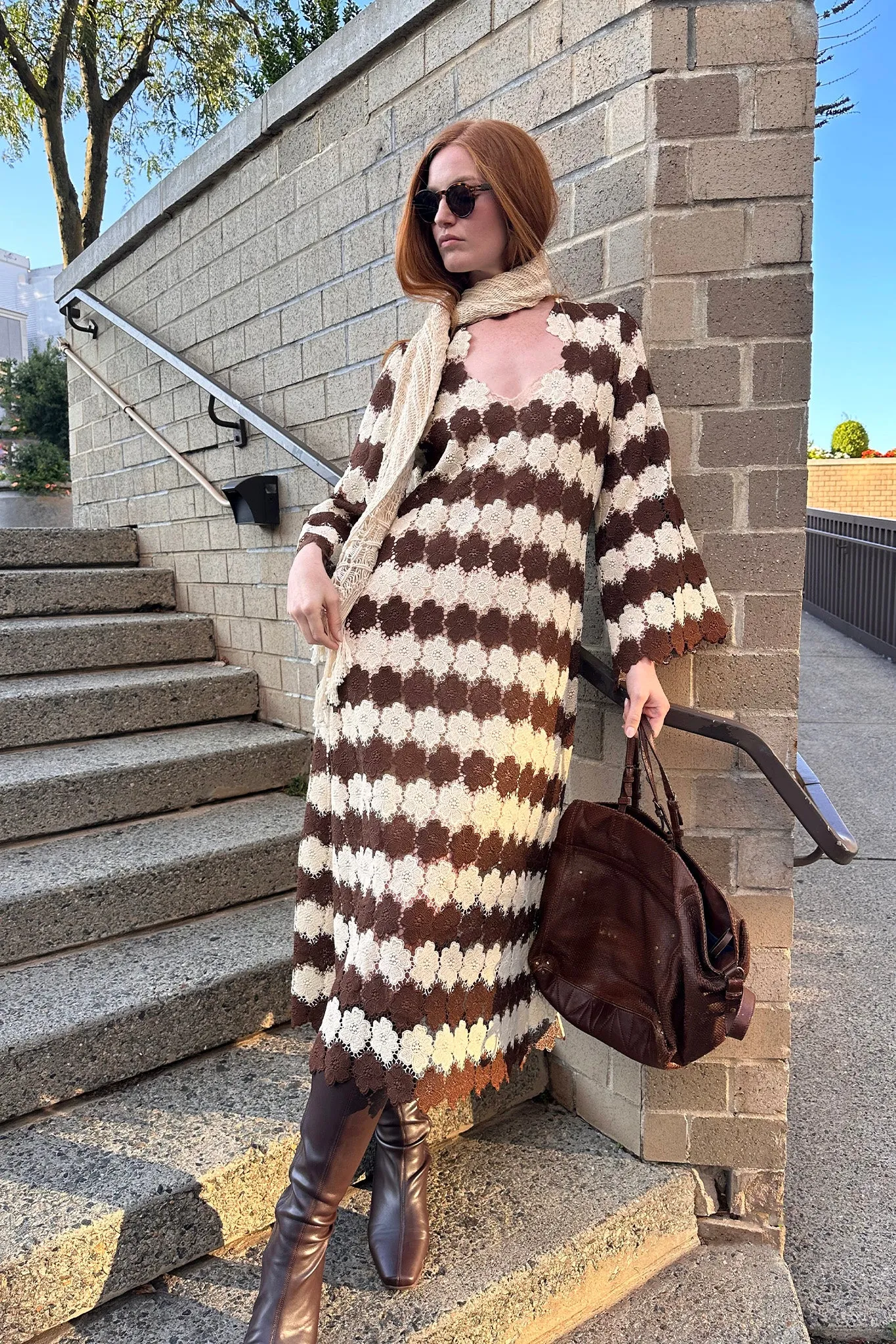 Arelis Two-Tone Cosmos Flower Lace Caftan