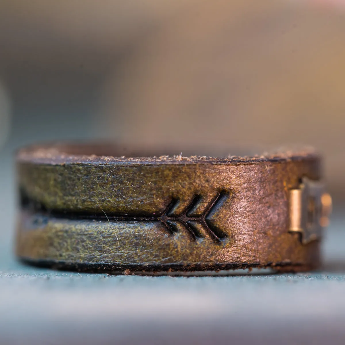 Arrows Leather Ring | Dark Olive