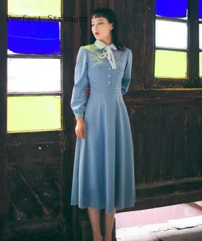 Autumn Winter New Arrival Retro Hot Sale Peter Pan Collar Flower Embroidery Bowknot Woman Long Velvet Dress With Tie Autumn Winter New Arrival Retro Hot Sale Peter Pan Collar Flower Embroidery Bowknot Woman Long Velvet Dress With Tie