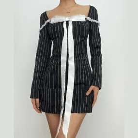 BerryBetty - Bowknot striped long sleeve square neck zip-up contrast mini dress BerryBetty - Bowknot striped long sleeve square neck zip-up contrast mini dress
