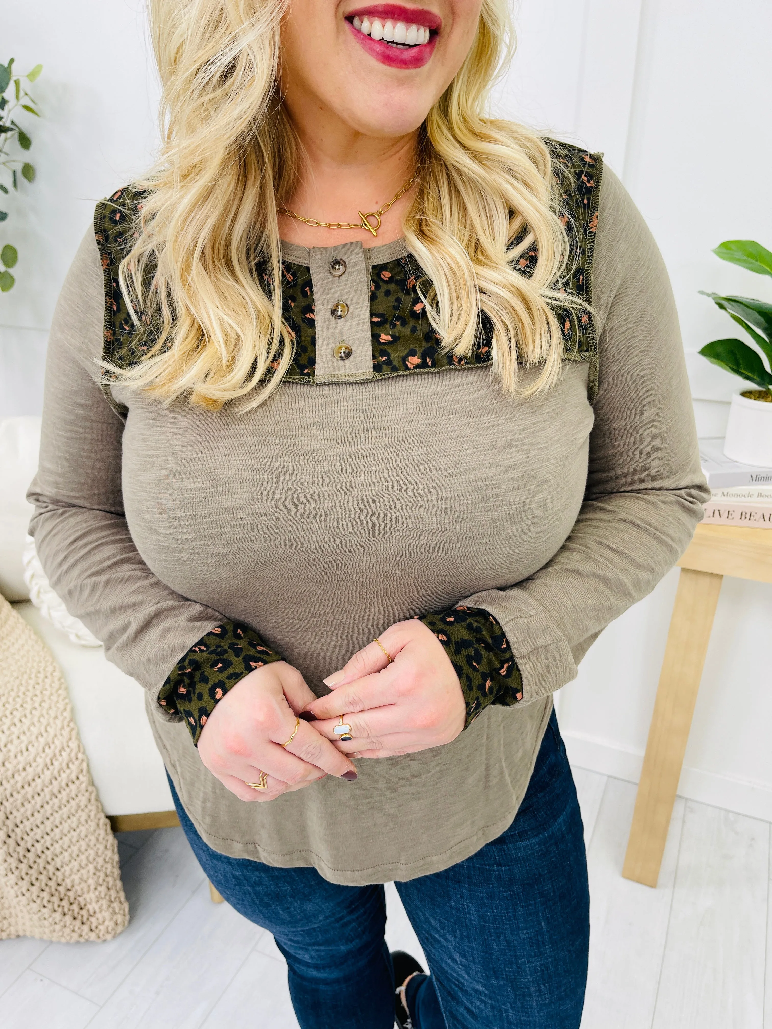 Born To Stand Out Top