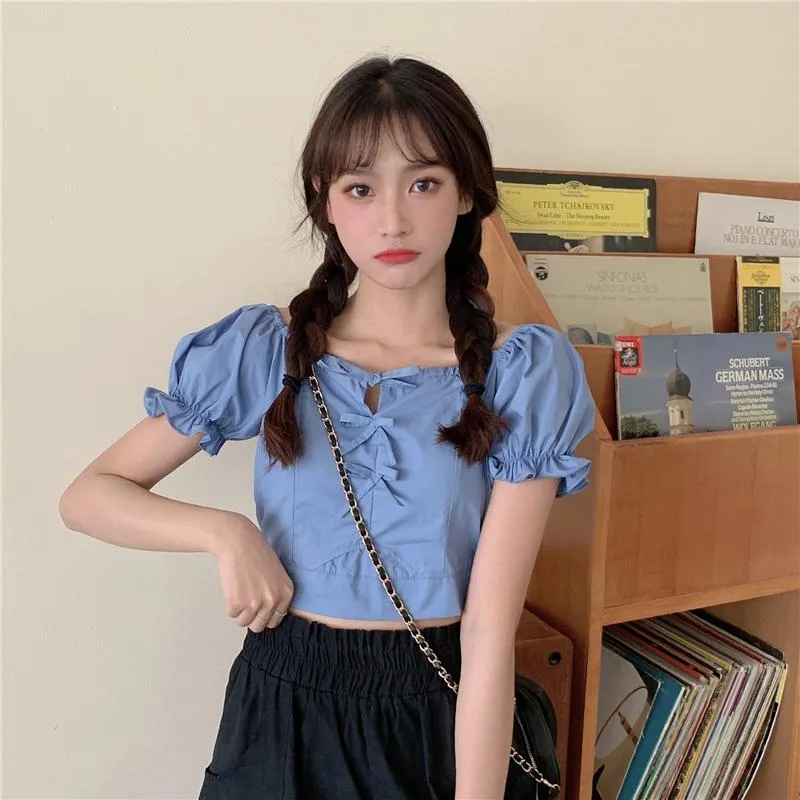 Women's Cute Bowknot Flare Sleeved Short Tops